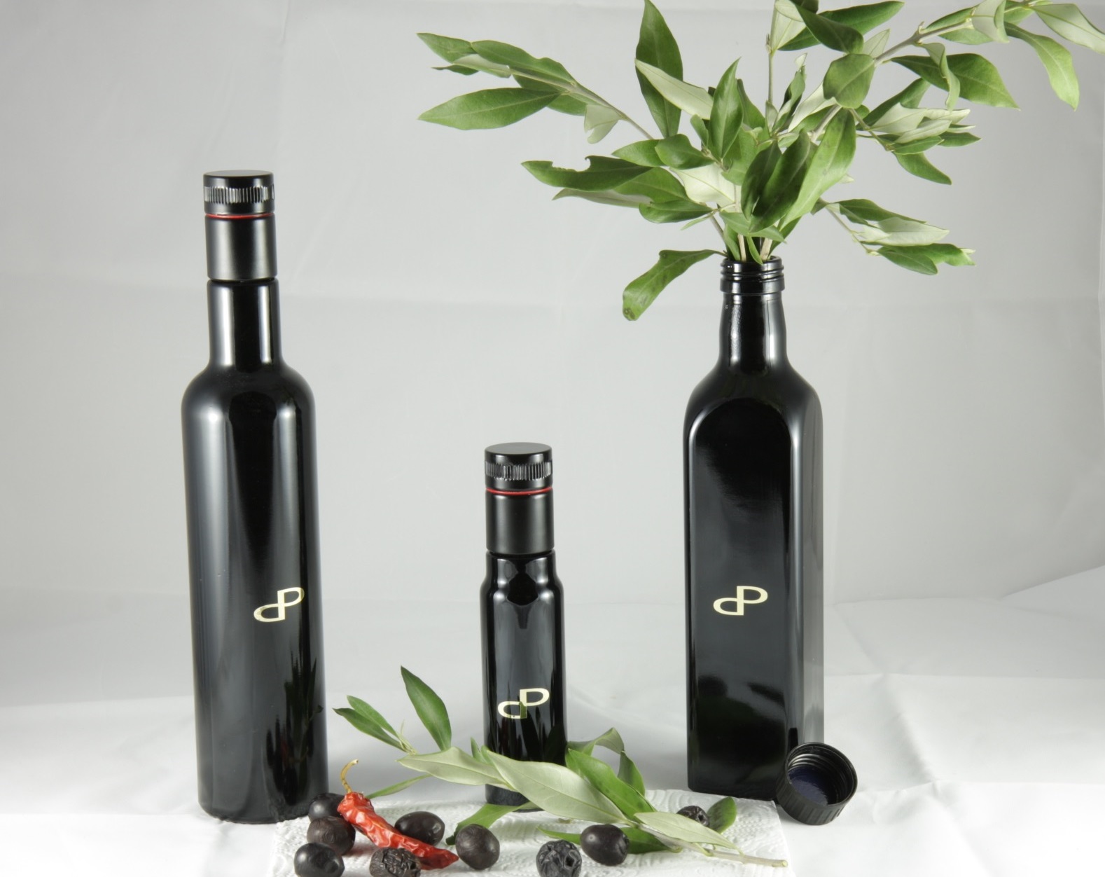 Lot De 4 Bouteilles En Verre Carrées 200ml Avec Bouchons Noirs - Pour Diffuseur D'huiles Essentielles DIY